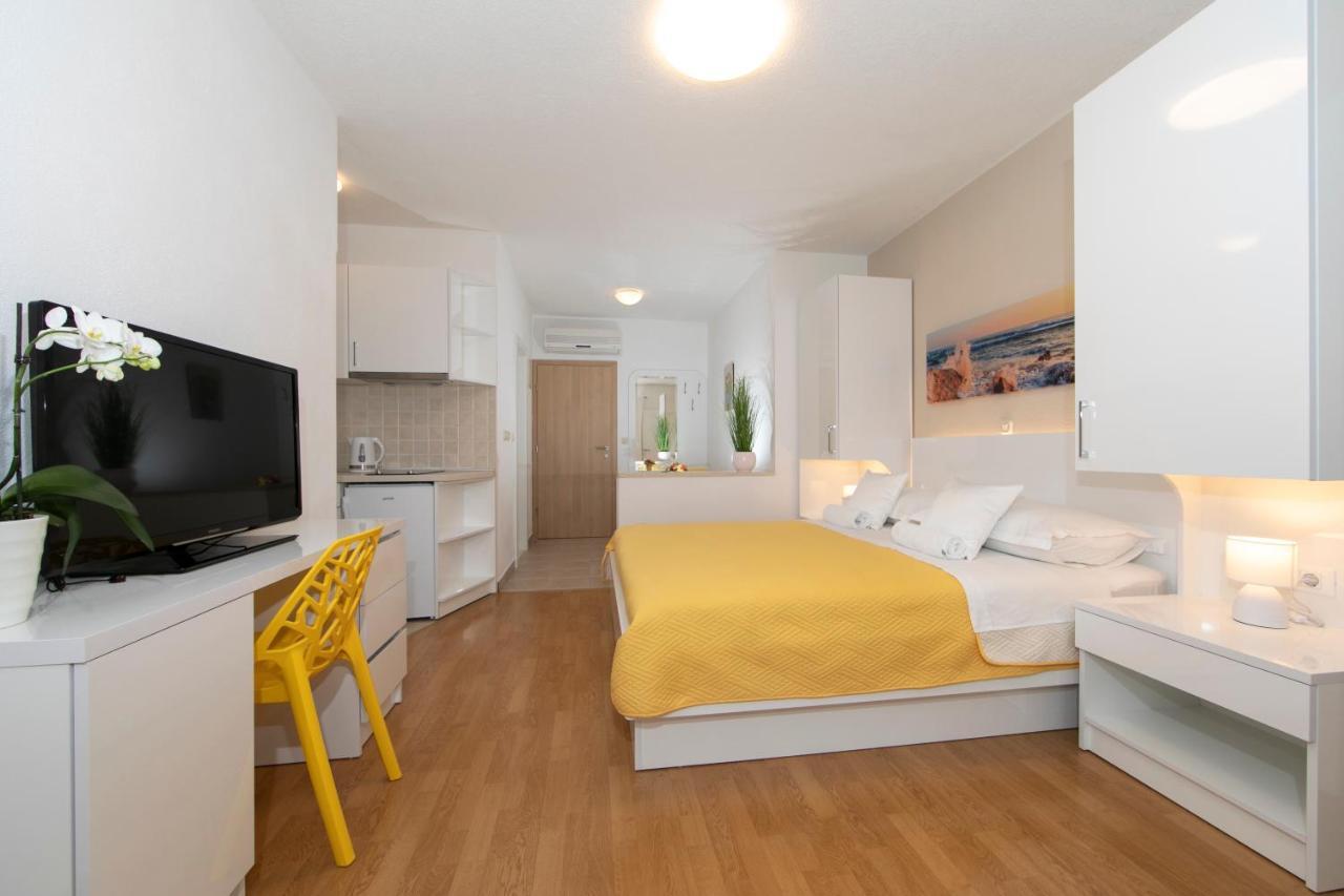 Apartments Milana 2 Tučepi Εξωτερικό φωτογραφία
