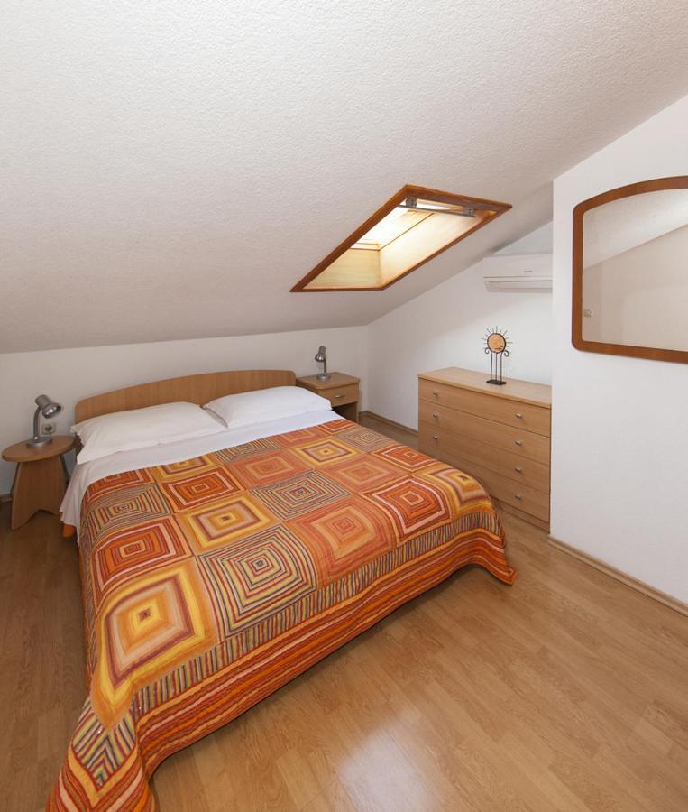 Apartments Milana 2 Tučepi Εξωτερικό φωτογραφία