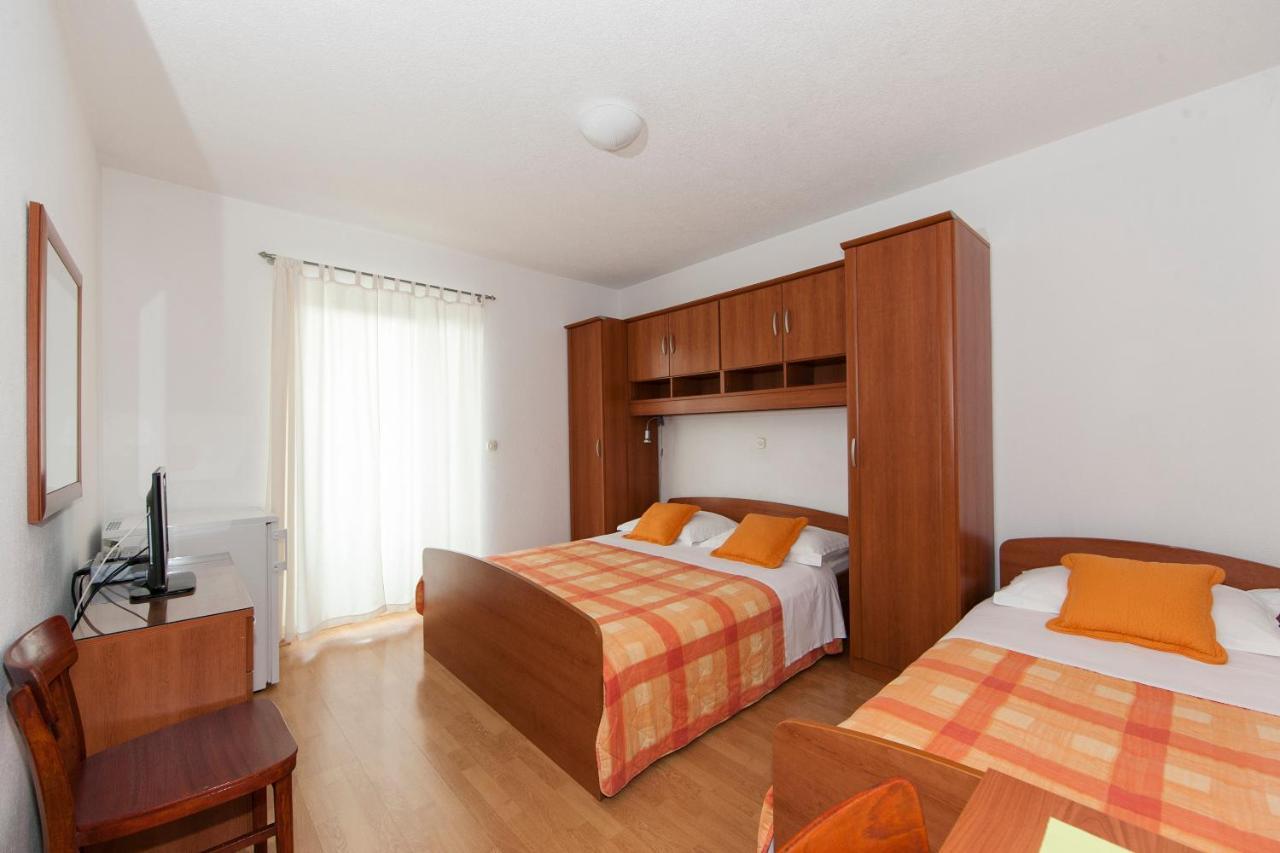 Apartments Milana 2 Tučepi Εξωτερικό φωτογραφία