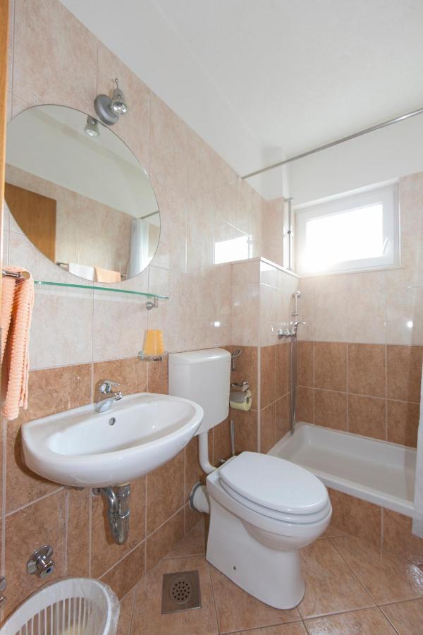 Apartments Milana 2 Tučepi Εξωτερικό φωτογραφία