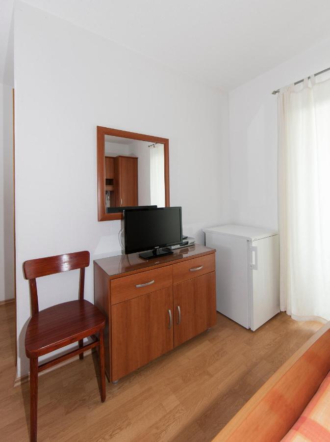 Apartments Milana 2 Tučepi Εξωτερικό φωτογραφία