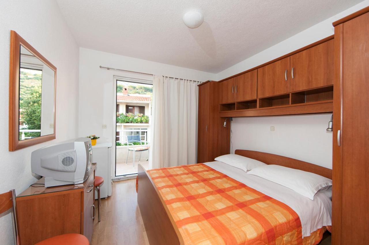 Apartments Milana 2 Tučepi Εξωτερικό φωτογραφία